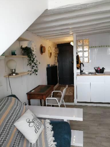 Cute Studio Versailles Chateau Apartment Exterior photo
